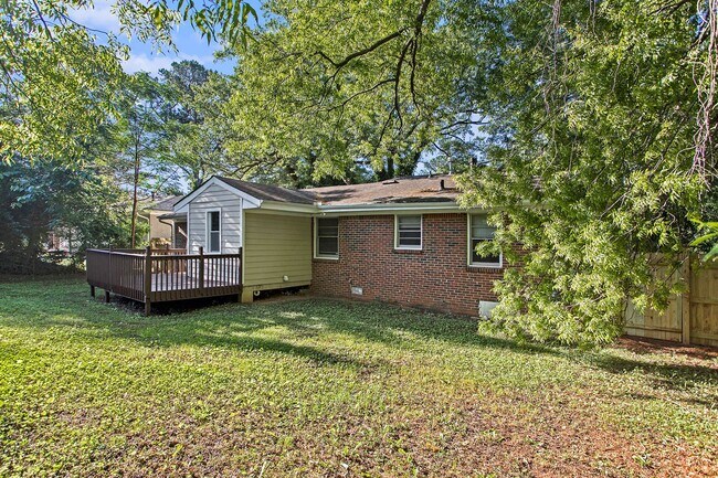 Building Photo - Renovated 3BR/2BA Home in Decatur!