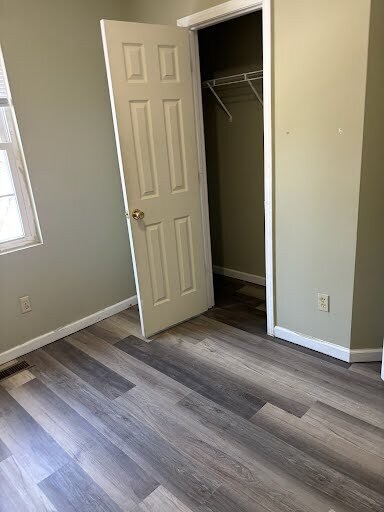 Building Photo - 403 Frank St