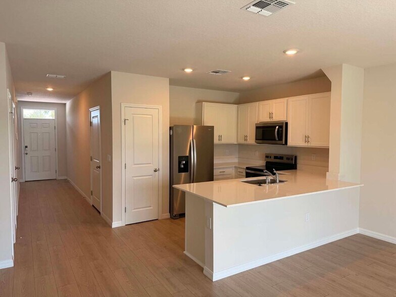 Building Photo - 18524 Buckskin Dr