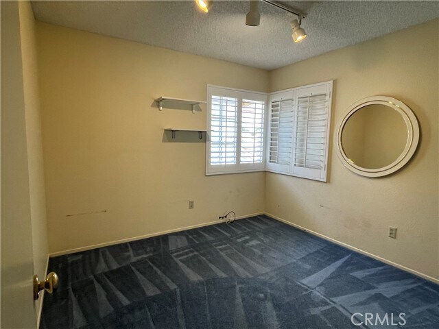 Building Photo - 2219 Monteclaro Dr