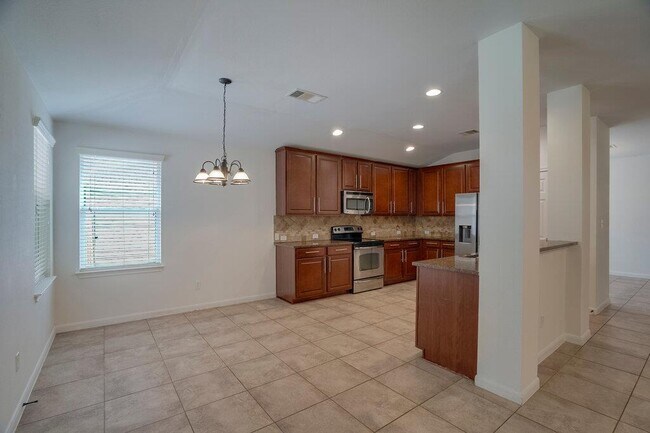 Building Photo - 30126 Bumble Bee Dr