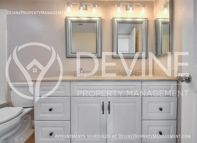 Building Photo - 7338 Greenhaven-Unit 66