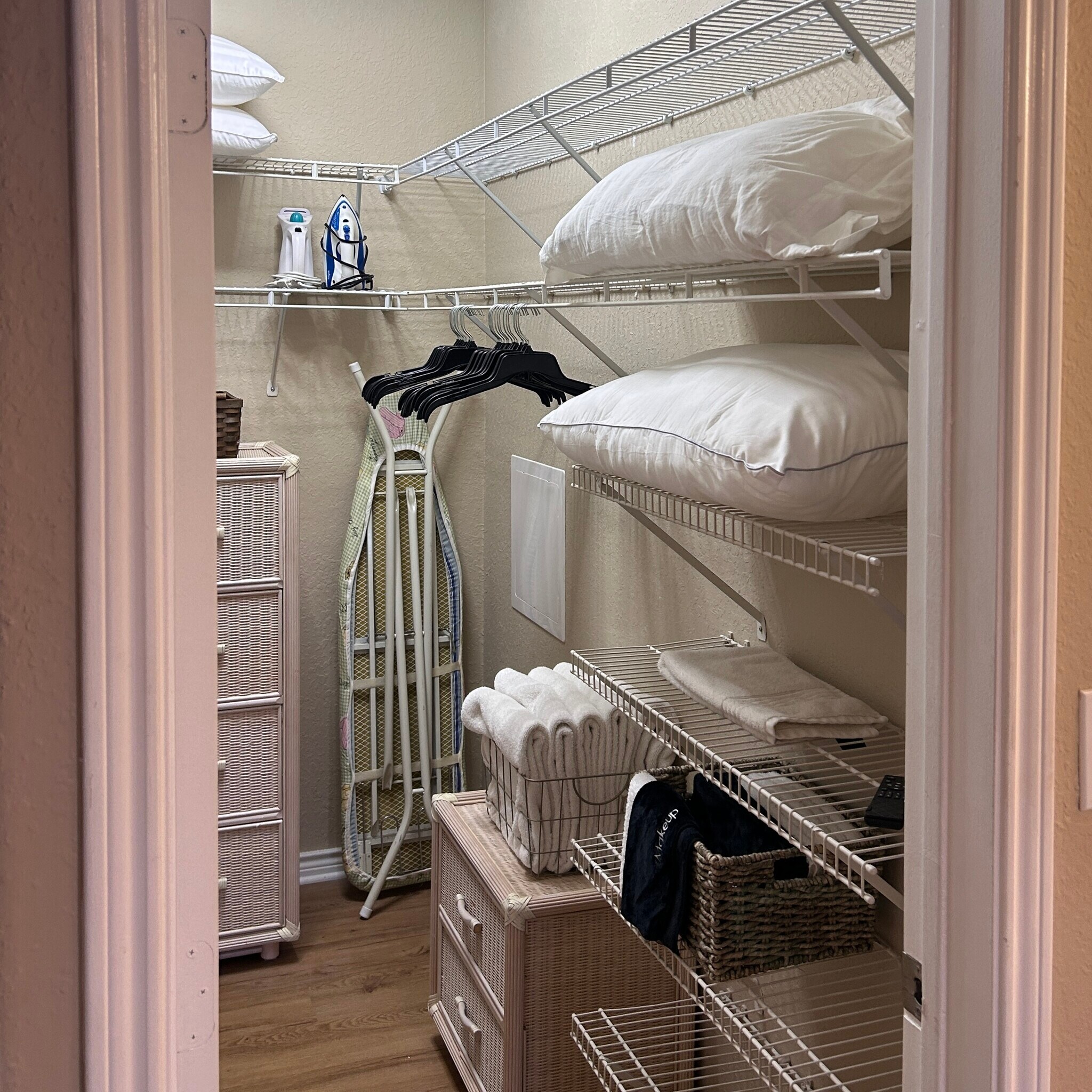 Building Photo - 4310 Bayside Village Dr