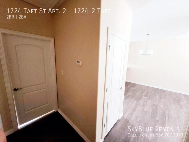 Building Photo - 1724 Taft St