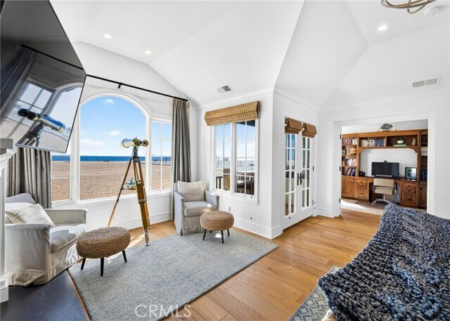Building Photo - 1228 W Oceanfront