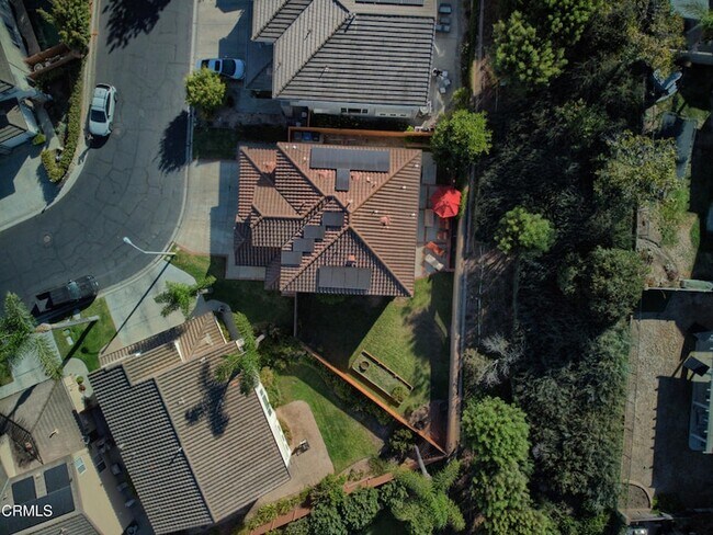 Building Photo - 3889 Angeline St