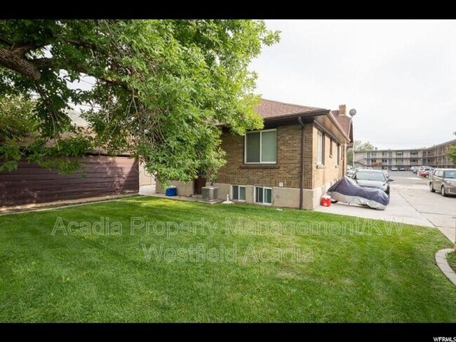 Building Photo - 137 E 600 N