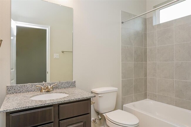 Building Photo - 18127 Cypress Hill Dr