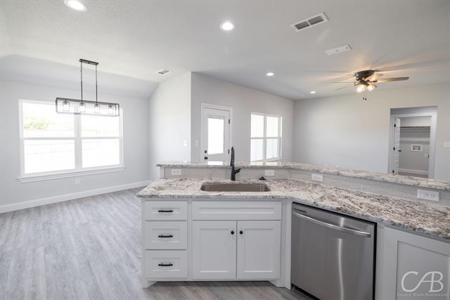Building Photo - 3698 Yamini Dr