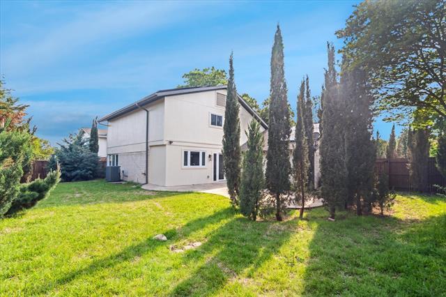 Building Photo - 15712 Terrace Lawn Cir