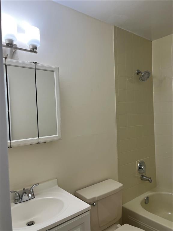 Building Photo - 2955 Shell Rd