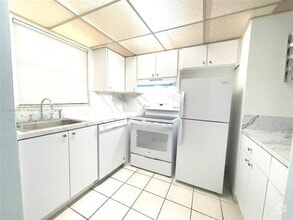 Building Photo - 1 bedroom in North Miami FL 33160