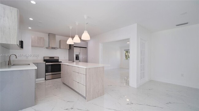 Building Photo - 11690 SW 81st Rd