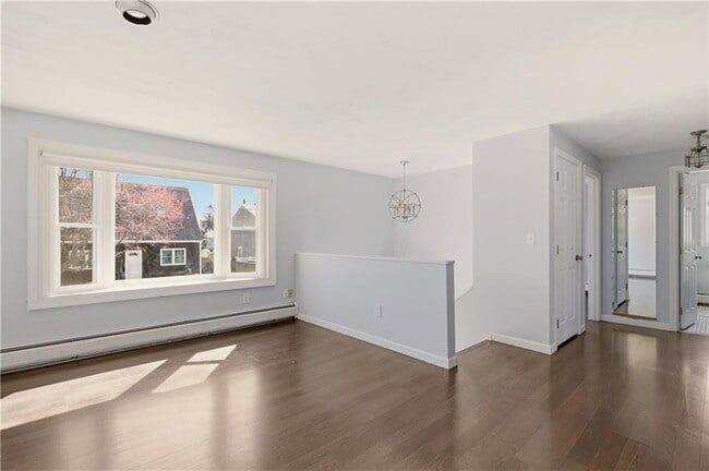 Building Photo - 102 Easton Ave