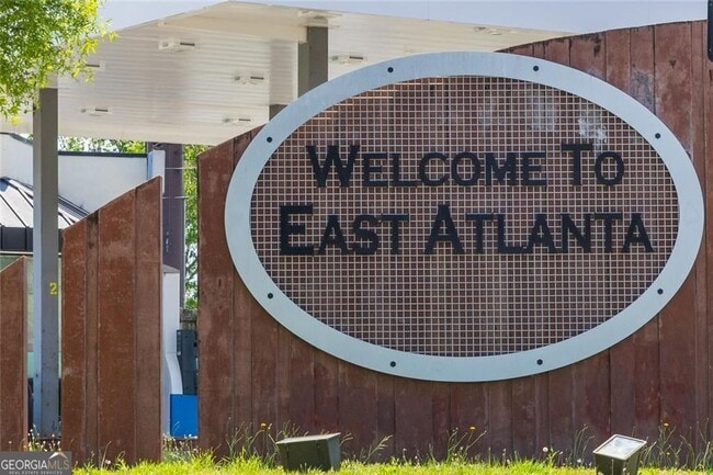 Building Photo - 1446 Metropolitan Ave SE