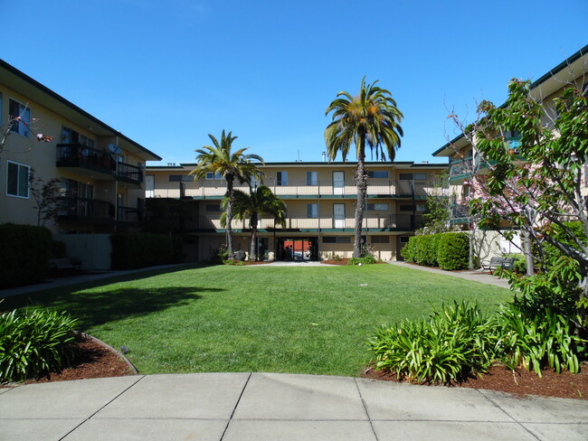 Courtyard - 1940 Franciscan Way