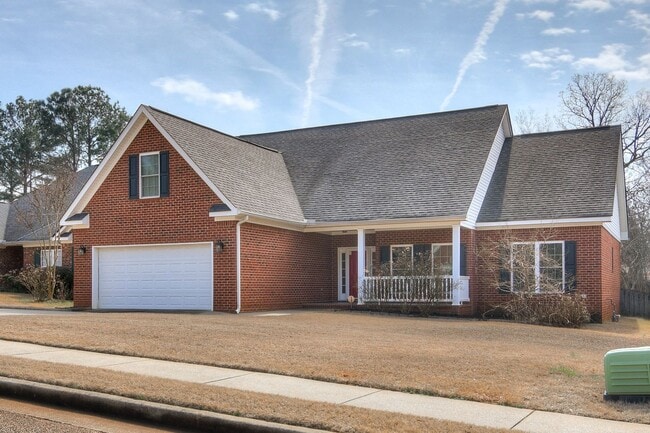 Building Photo - 4 Bedroom 2 Bath in Evans