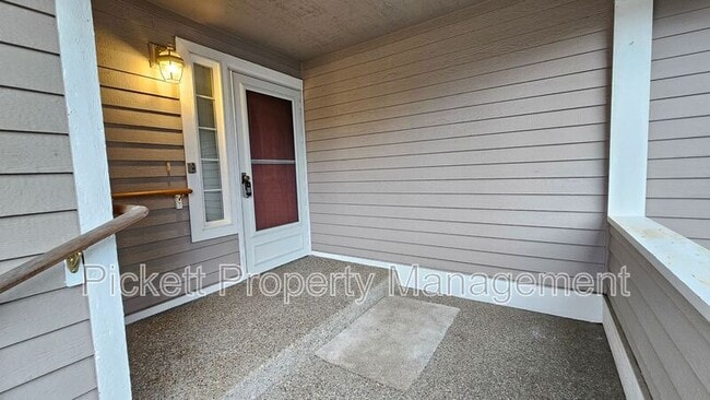 Building Photo - 12596 Deer Park Ln NW