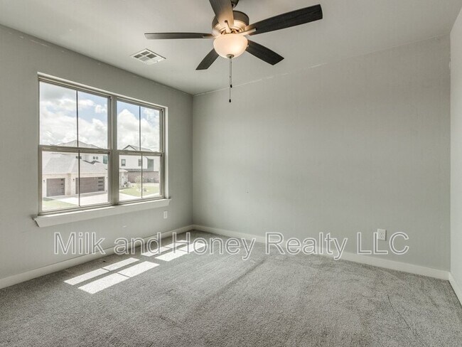 Building Photo - 14525 Rochefort Ln