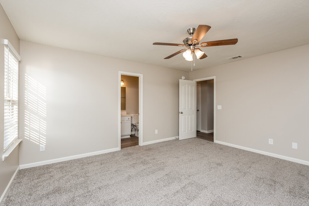 Building Photo - 1216 Elisha Ct