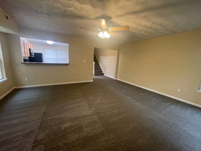 Building Photo - GORGEOUS SINGLE FAMILY 3BR/2.5BA PARK PLAC...