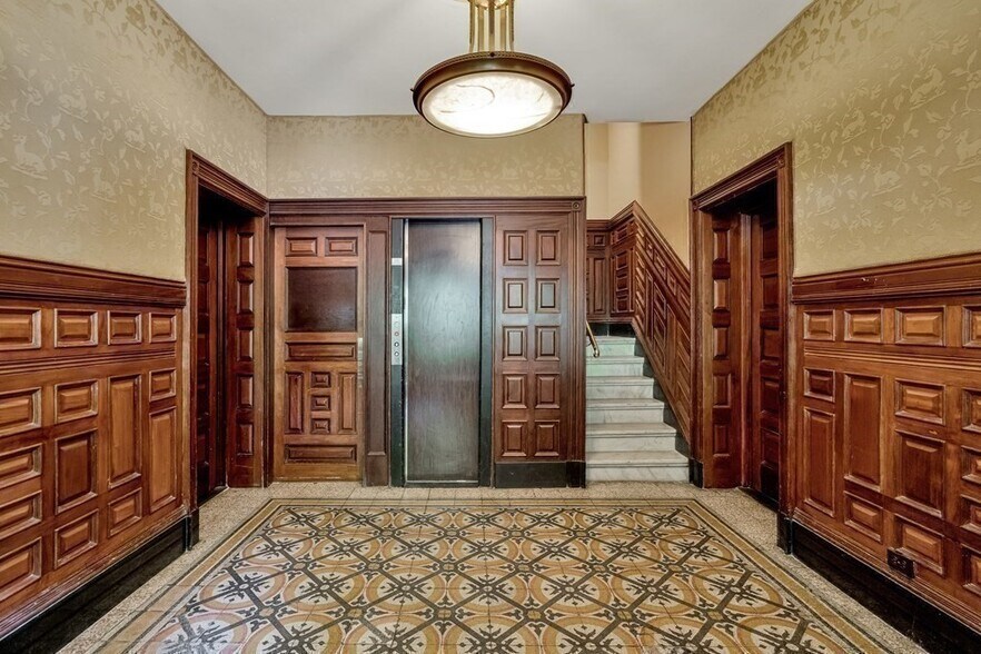 Building Photo - 259 Beacon St