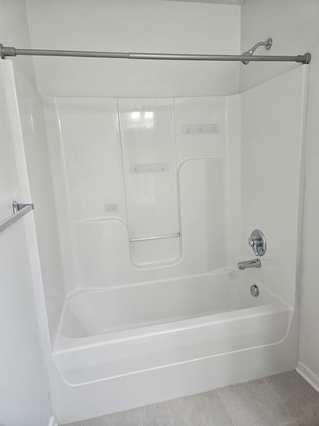 Building Photo - 2524 National St