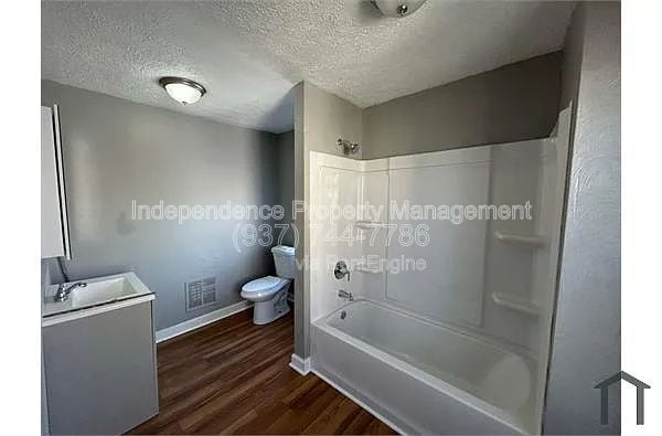 Building Photo - 1813 E 30th St