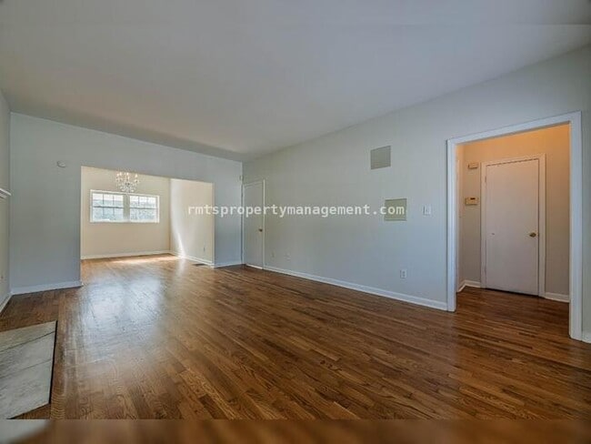 Building Photo - 1977 N Decatur Rd