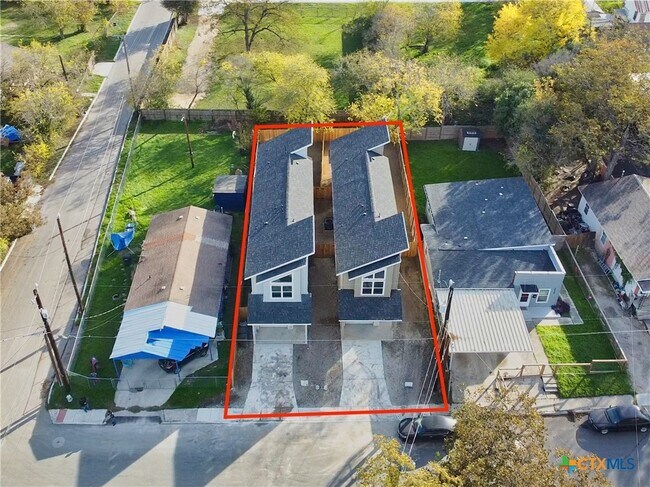 Primary Photo - 2202 Virginia Blvd