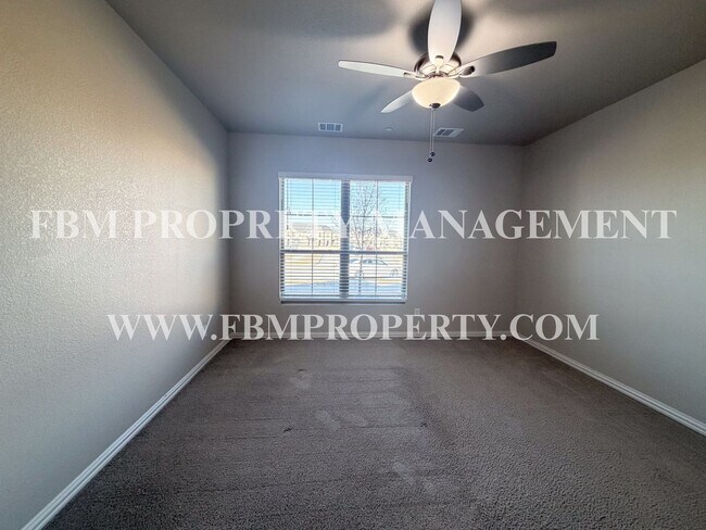 Building Photo - 1777 Refuge Wy