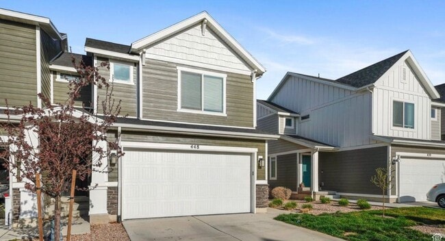 Building Photo - 448 S Pegasus Way