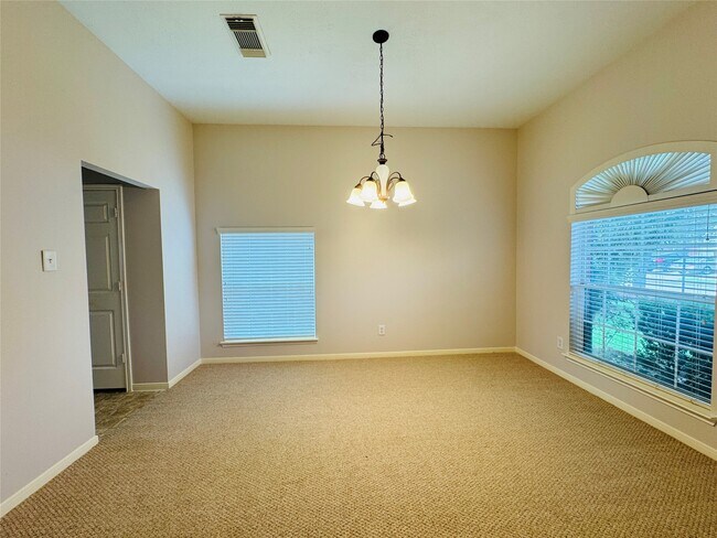 Building Photo - 8003 Beech Park Ln