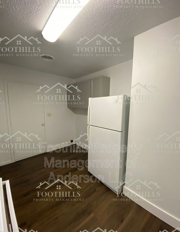 Building Photo - 3910 Seminole Ave