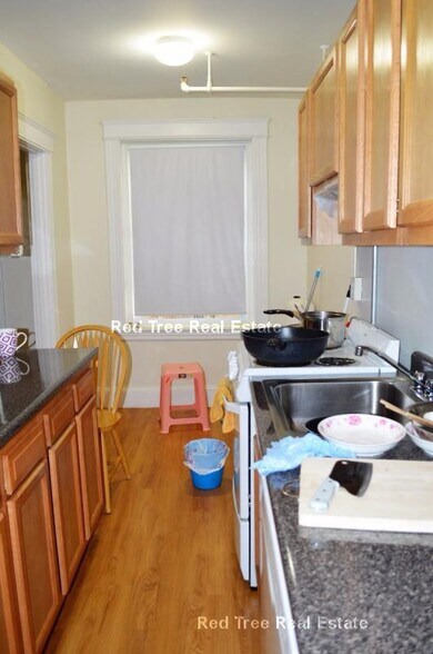 Building Photo - 88 Washington St