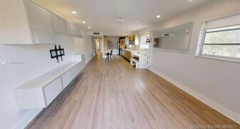 Building Photo - 855 Euclid Ave