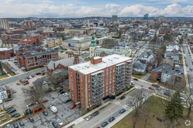 80 Salisbury Street is located in Worcester, MA. - Executive House