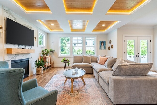 Building Photo - 19 Shute Path