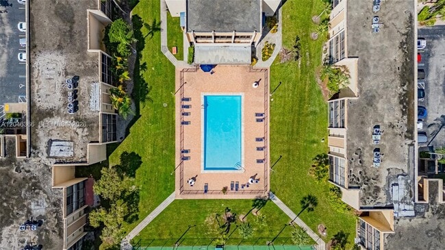 Building Photo - 8401 SW 107th Ave