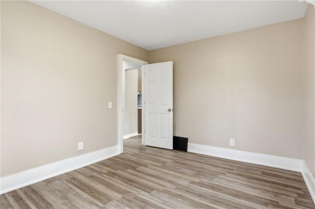 Building Photo - 126 Brookridge Dr