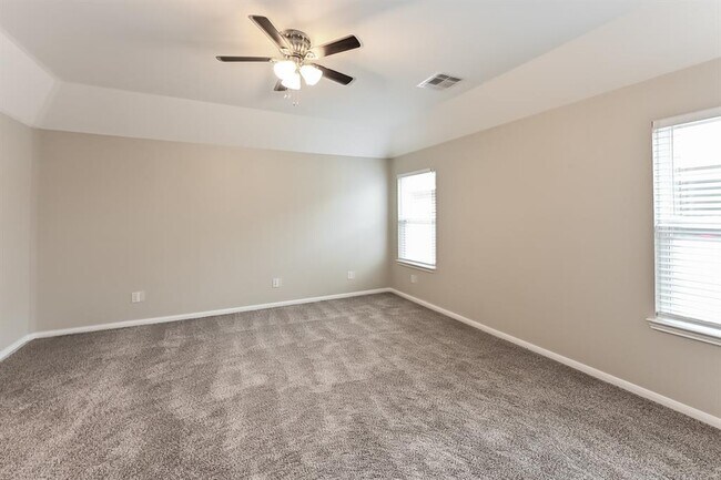 Building Photo - 15319 Kinord Run Dr
