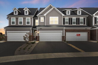 Building Photo - 660 Switchgrass Wy