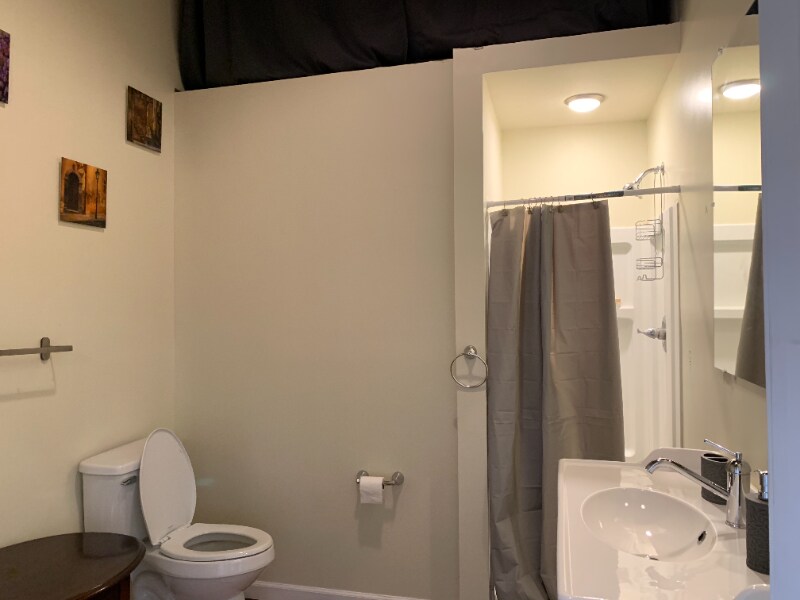 Building Photo - 1415 Kemper St