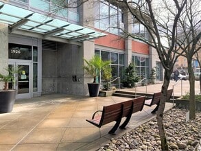 Building Photo - THE CIVIC IN GOOSE HOLLOW STUDIO BEDROOM CONDO!