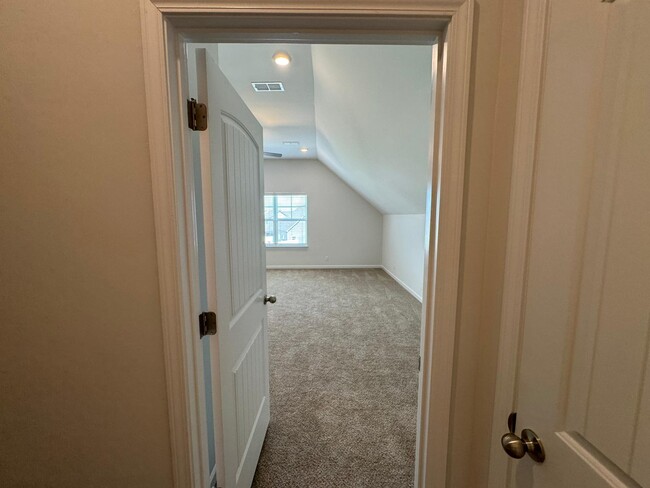 Building Photo - 1814 Albarado Trl