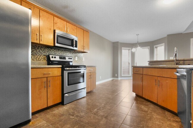 Building Photo - 3676 S Jot Dr