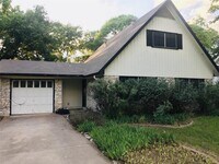 Building Photo - 6702 Isabelle Dr