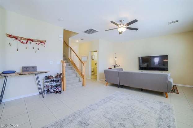 Building Photo - 11231 Tribiani Ave
