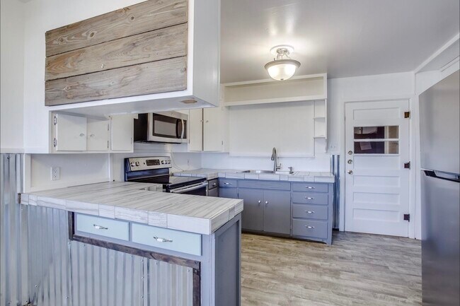 Building Photo - 3417 35th St