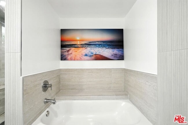 Building Photo - 14858 Round Valley Dr